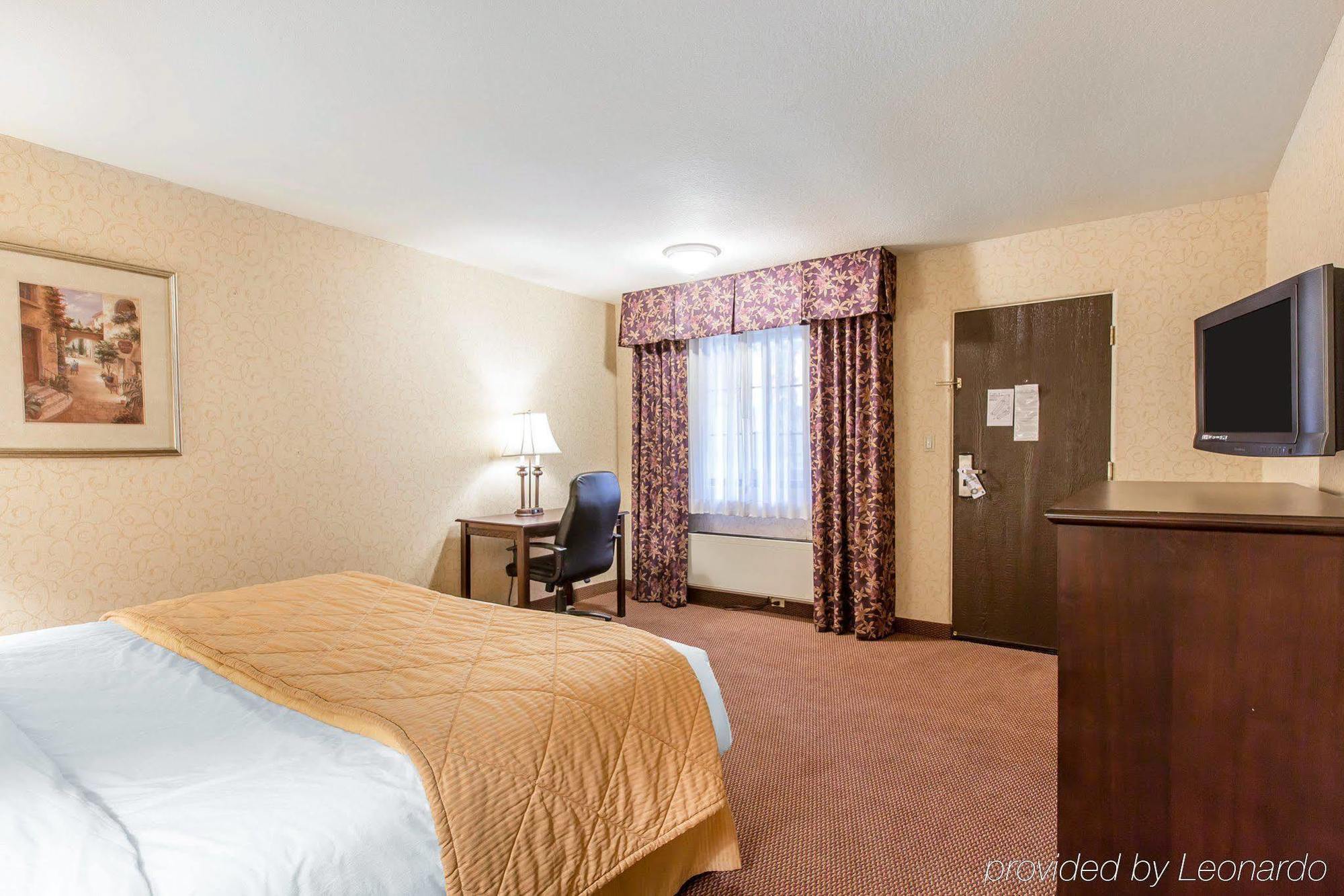 Quality Inn Fallbrook I-15 Exterior photo